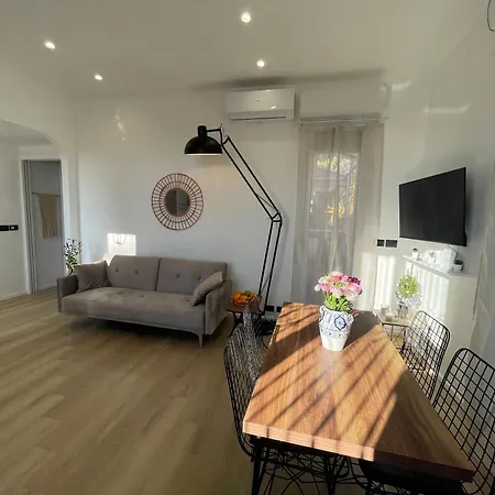 Vacanze Zen Vue 5 Mn Plage, 20 Mn Ariston, 3 Mn Tennis Club,wifi Апартаменты